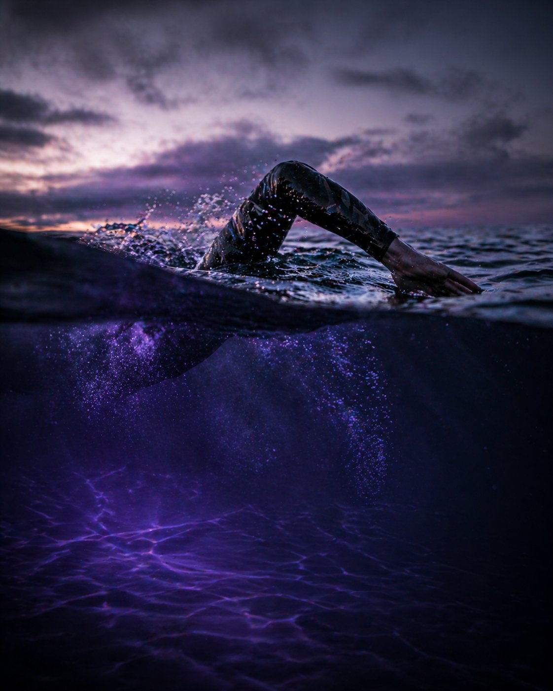 Triathlet im Freiwasser